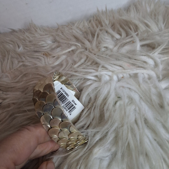 International Concepts Fishcale Silver Cuff NWT - Picture 8 of 9